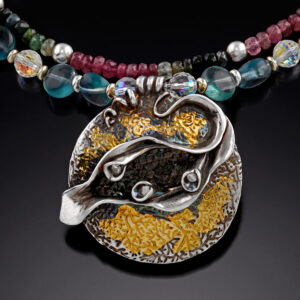 Lentil pendant, zircon, 24K gold ***