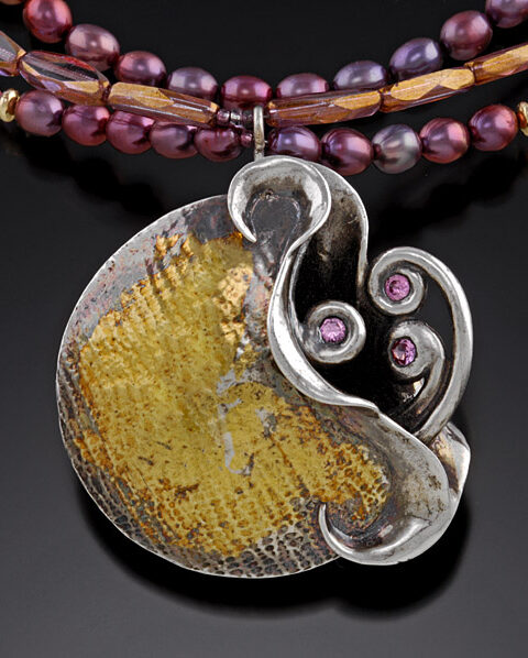 Lentil Pendant, pink Zircon ***
