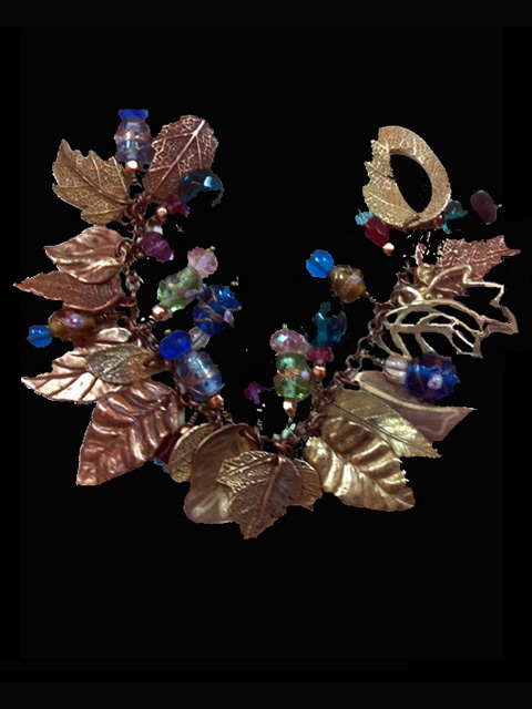 Leaf Charm Bracelet with Leaf Toggle Clasp